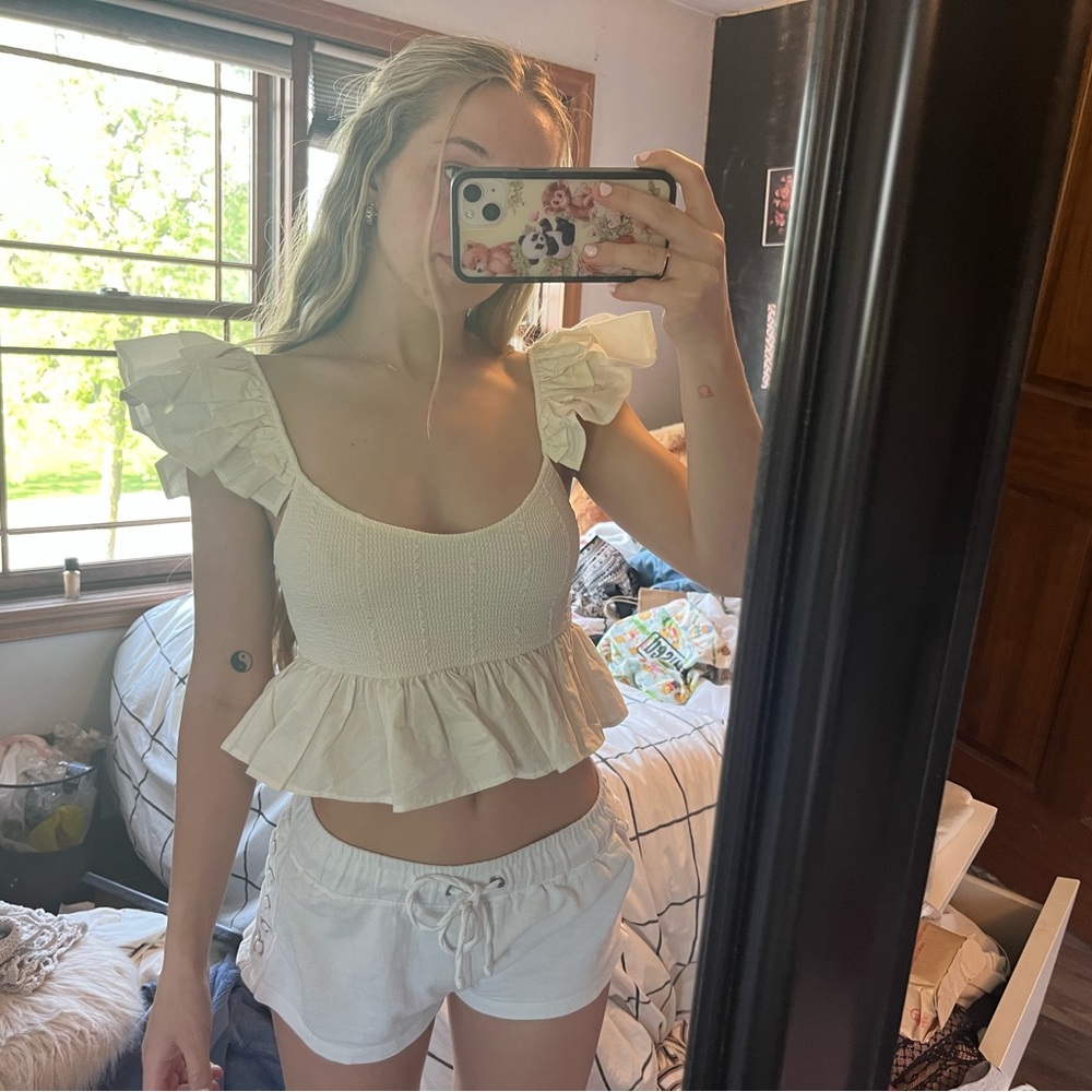 Cropped zara fluffy arm top
